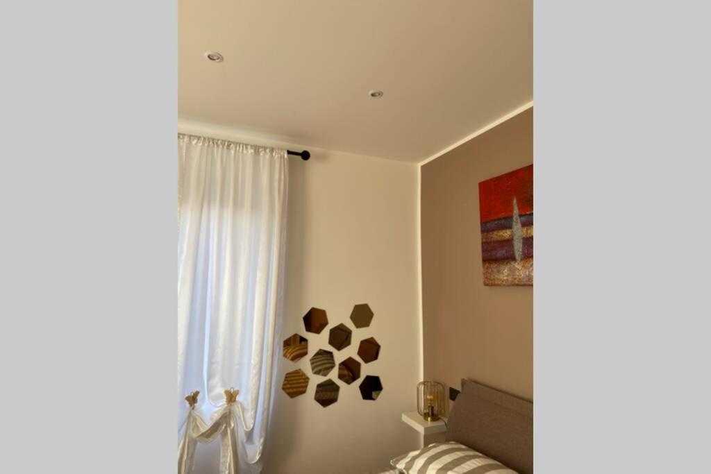 La Casa Comoda 1 Apartment Genoa Bagian luar foto